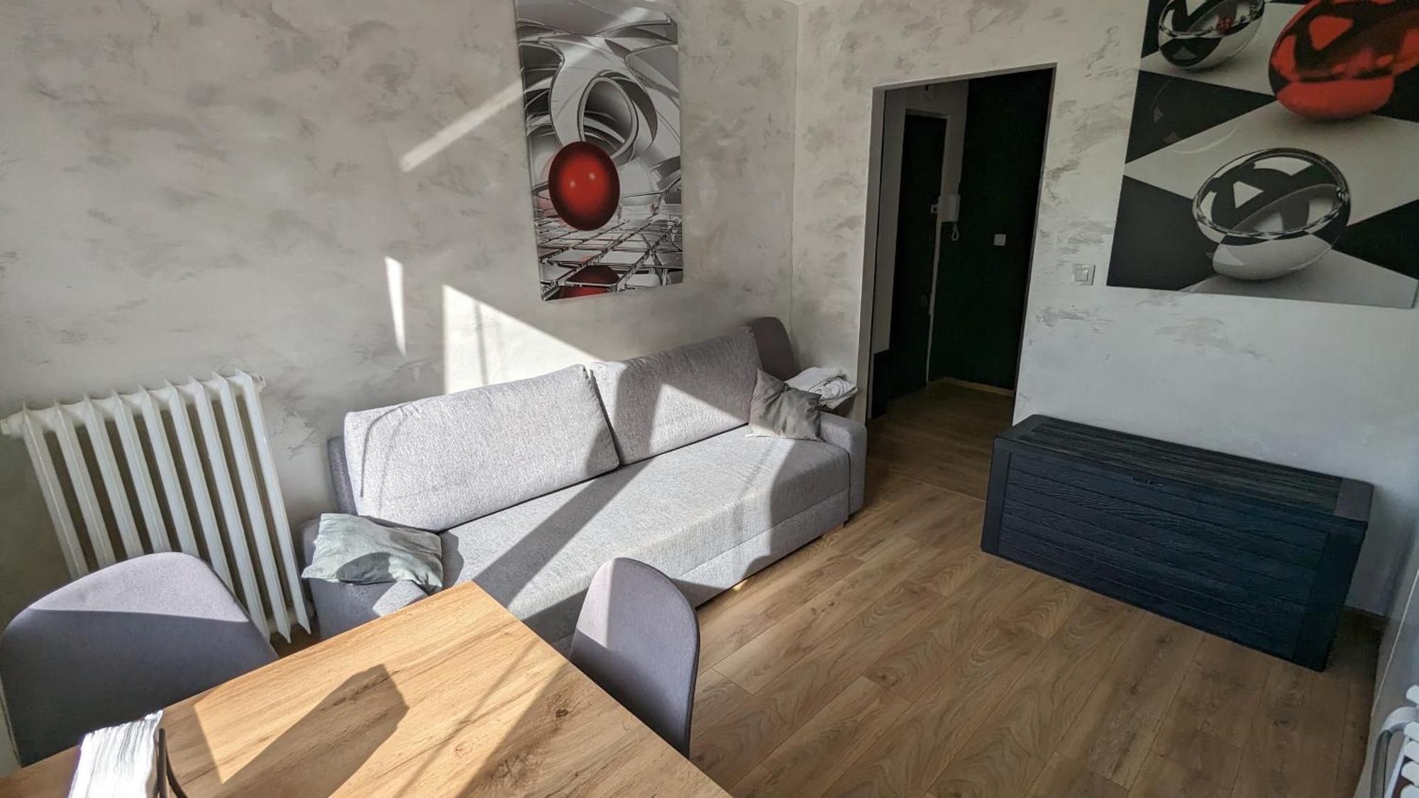Beautiful apartment in a colorful District Krasków Exterior foto