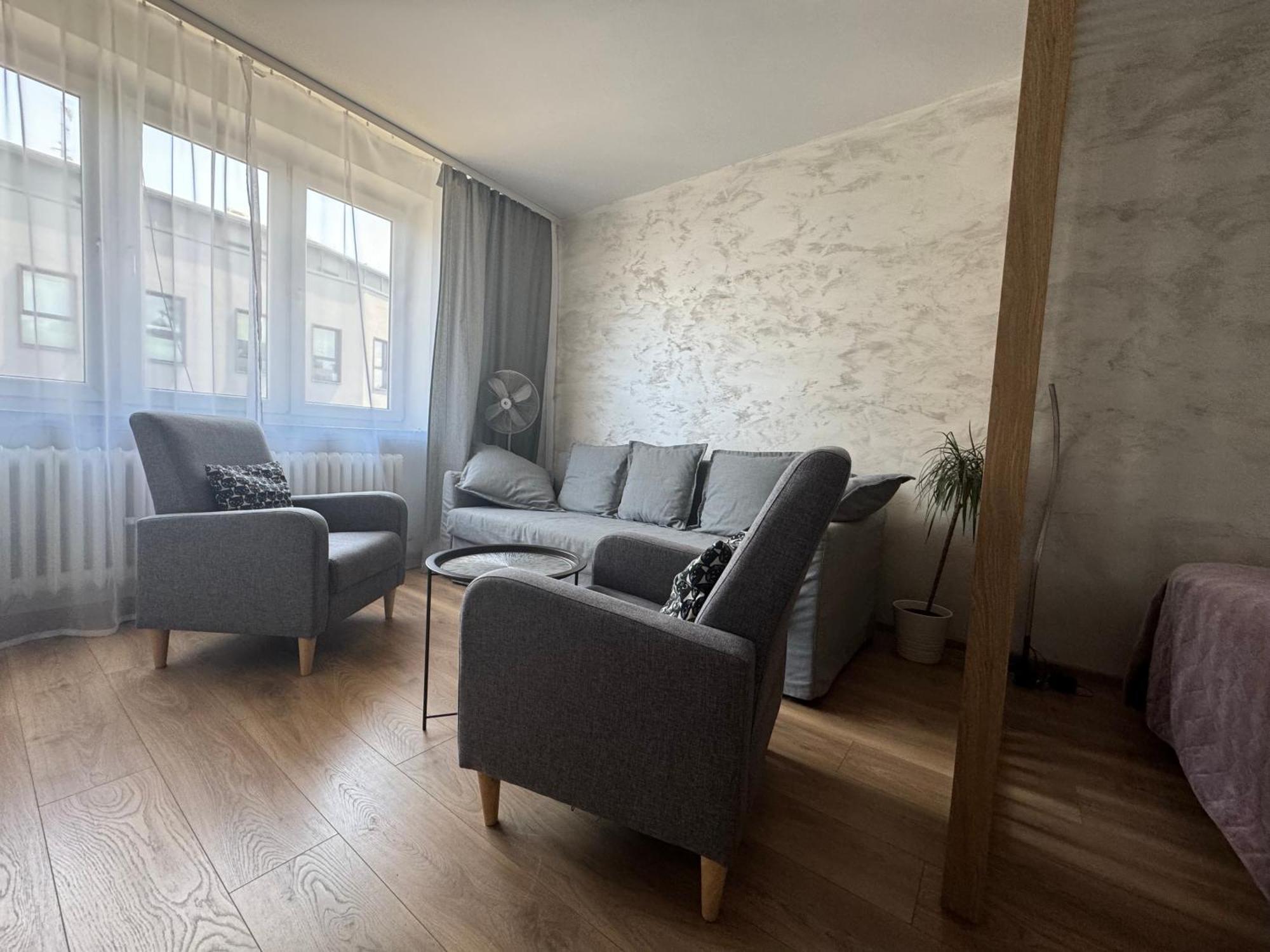 Beautiful apartment in a colorful District Krasków Exterior foto